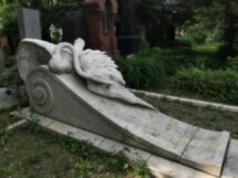 Любовь и трагедии Новодевичьего кладбища