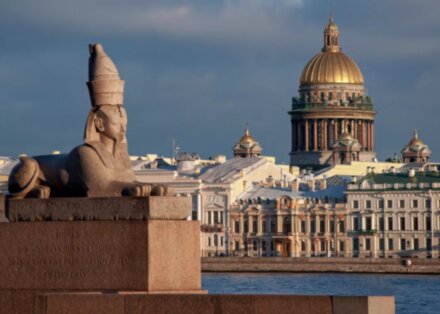 Часовая прогулка на теплоходе от Петропавловской крепости