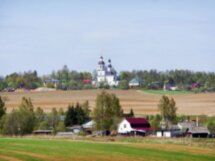 На поле Бородинском...