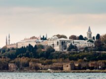 Экскурсия по следам императоров и султанов