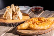 Кухня Грузии: дегустация вин и кулинарный мастер-класс + прогулка и музей