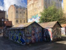 Стрит-арт в Петербурге: от граффити до скульптур