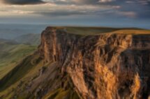 Плато Бермамыт на закате в мини-группе