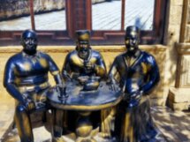Дербент и экраноплан Лунь из Каспийска