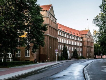 Прогулка по старому району Хуфен