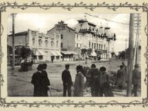 По Хабаровску — на ретроавтомобиле!
