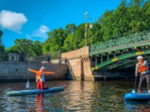 На сапах — по утреннему центру Петербурга!