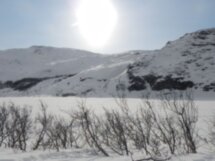 Подлёдная рыбалка в окрестностях Мурманска