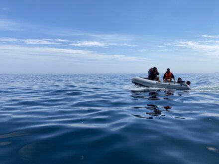 По Японскому морю на моторной лодке!