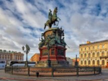 Экскурсия по Санкт-Петербургу на ретро-автобусе
