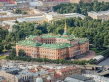 Экскурсия по Санкт-Петербургу на ретро-автобусе
