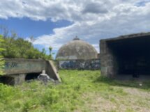 Морское кладбище на горе Монастырской