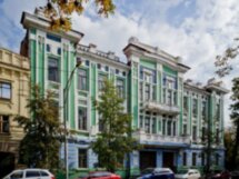 Площадь Свободы и Красная слобода: Казань парадная и душевная