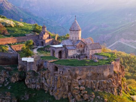 Путешествие в Татев: история, пейзажи и вино