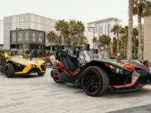 По Дубаю — на Polaris Slingshot
