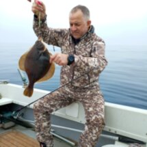 К маякам, островам и бухтам Владивостока — на скоростном катере