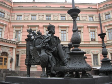 Групповая экскурсия по Петербургу + посещение Петропавловской крепости
