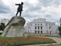 Авангард Екатеринбурга: о городе через архитектуру