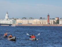 На байдарках по историческому центру Петербурга