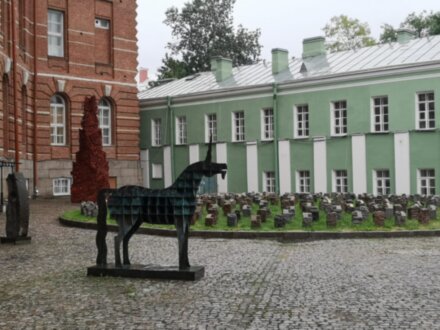 Пешком по Васильевскому острову — в мини-группе
