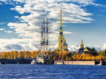 По Санкт-Петербургу на автобусе и на кораблике!