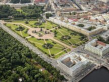 По Санкт-Петербургу на автобусе и на кораблике!