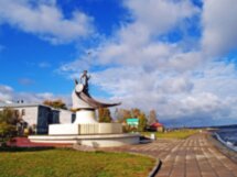 Слушая Петрозаводск: спектакль-прогулка в наушниках
