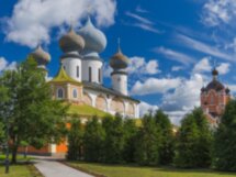 Тихвинский Богородичный Успенский монастырь: дом Пречистой Богоматери