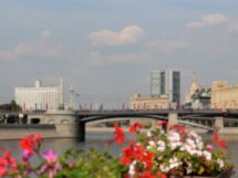 Речная прогулка по центру Москвы от причала Киевский до причала Китай-город/Устьинский
