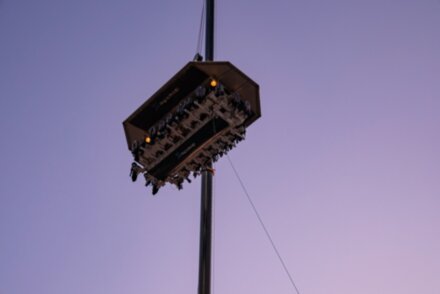 Dinner in the sky — ужин в небе над Дубаем