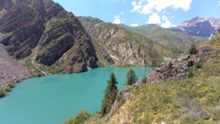 Озёра Урунгач и Чарвакское водохранилище из Ташкента