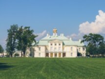 Из Петербурга — в Ораниенбаум и Меншиковский дворец