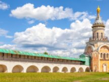Вокруг Твери: уютный Торжок и промыслы села Медное