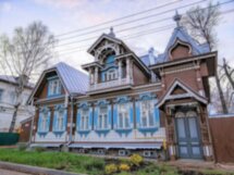 За резными фасадами Нижнего Новгорода
