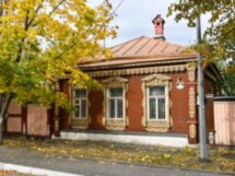 Коломенский Посад: купеческая патриархальность и стрит-арт