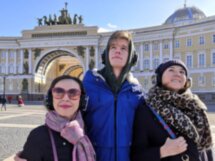 Иммерсивная прогулка по улицам Петербурга