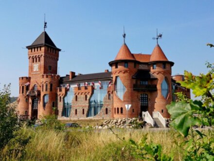 Три в одном: Куршская коса, Зеленоградск и замок Нессельбек