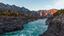 Алтай с фотографом: марсианские пейзажи и розовые горы маральника