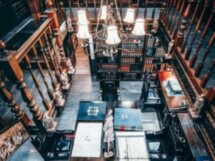 Готическая Книжная капелла в Петербурге