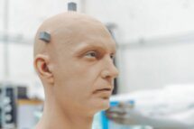 Вперед в будущее: знакомство с роботами на производстве Promobot