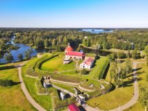 Групповое путешествие в царство мрамора — Рускеалу