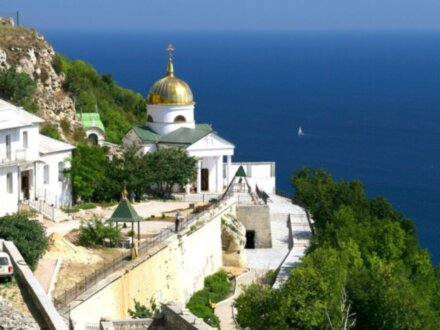 Севастополь: белый город у синего моря