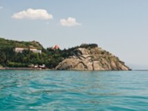 Романтика дворцов Крыма: имение княгини Гагариной и Карасан