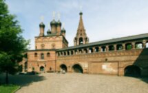 Семь веков, девять храмов и трамвай «Аннушка»
