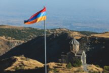 Средневековые цитадели Армении: из Еревана в предгорья Арагаца