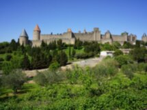 Виноградники Пьера Ришара и грандиозная крепость Каркасон