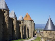 Виноградники Пьера Ришара и грандиозная крепость Каркасон