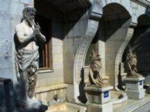 Автобусная экскурсия по дворцам и паркам Южного Крыма