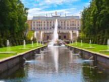 Экскурсия по Нижнему парку и дворцу Петергофа (билеты включены)