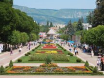 Трансфер с гидом из аэропорта Минеральных Вод — в города региона